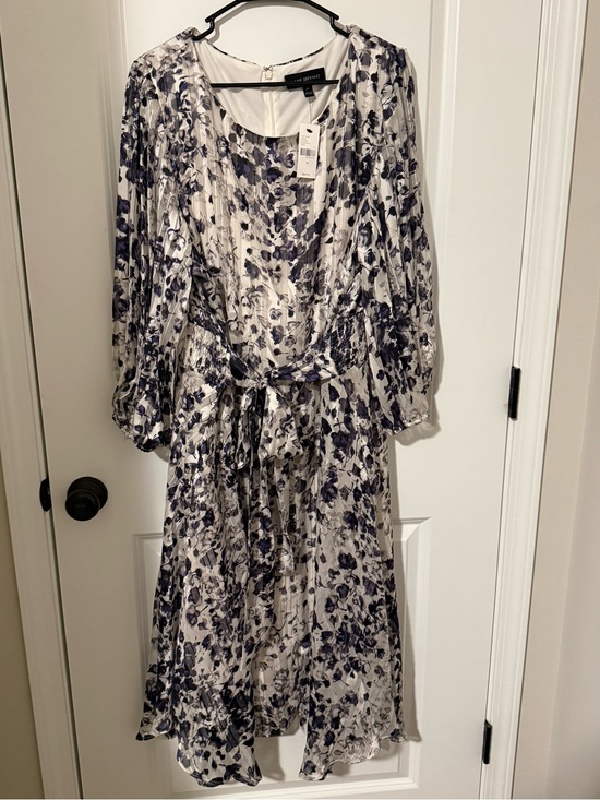 Lane Bryant Dresses & Skirts - Lane Bryant White and Purple Floral Long Sleeve Midi Dress
